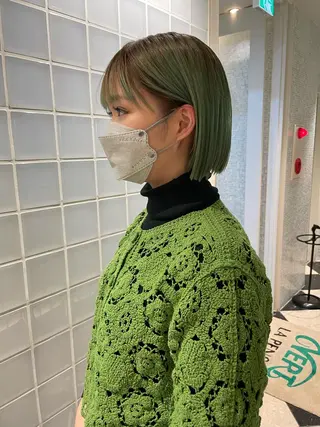 ショート カラー ミカ/名駅/レイヤー /ブリーチなしカラーのヘアスタイル