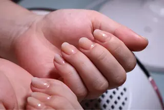 ショート Roger 舞のネイルデザイン