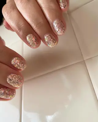 ネイル Me d'eau所属・Me d'eau Rinaのネイルデザイン