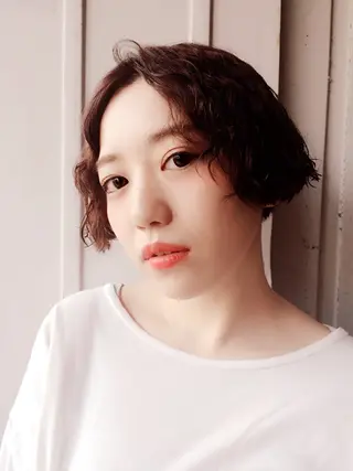 ショート Add9 安田 美紀のヘアスタイル