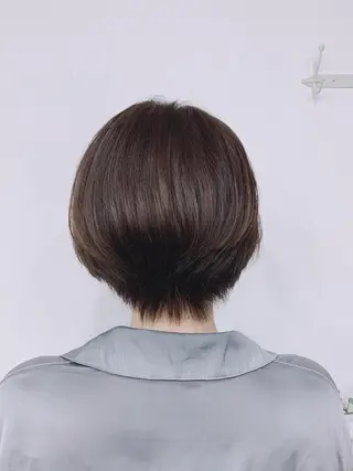 ショート カラー 安藤 まどかのヘアスタイル