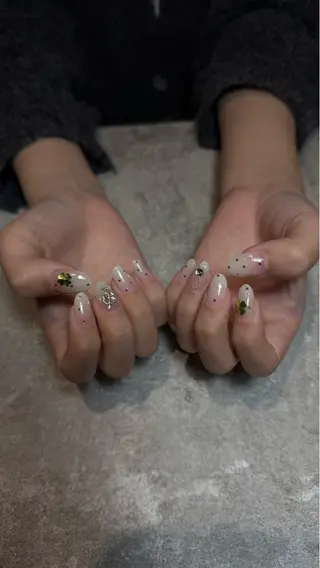 ネイル Nail MOANAのネイルデザイン