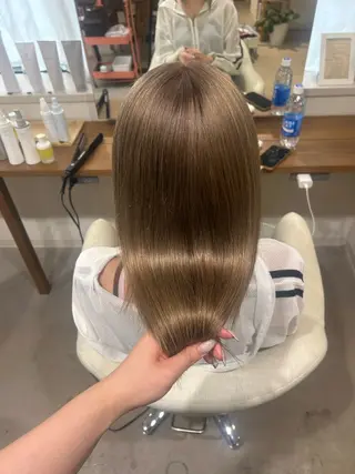 ロング カラー shu ブラウンピンクカラーのヘアスタイル