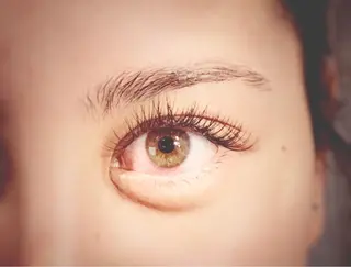 マツエク・マツパ 眉毛まつ毛専門店 uralogeのマツエク・マツパデザイン