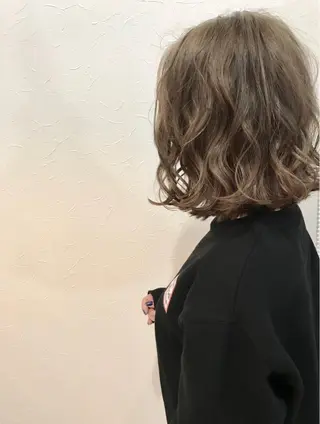 ミディアム カラー 🪽まつエク𖧷 ヘアー🩵Naomiのマツエク・マツパデザイン