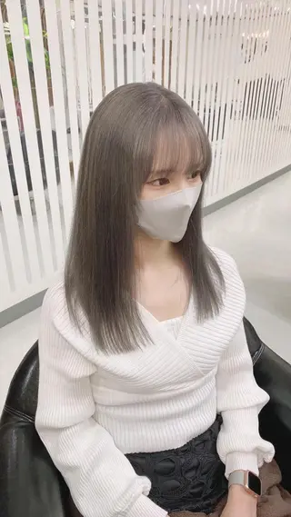 セミロング カラー YURI ✨のヘアスタイル