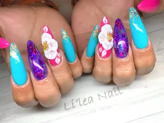 ネイル Li'leaNail AINAのネイルデザイン