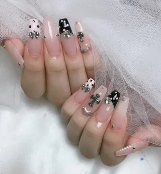 ネイル LR.ONE ヨウのネイルデザイン