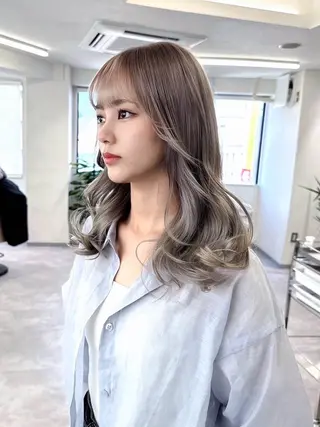 ミディアム カラー Elsa エルサのヘアスタイル
