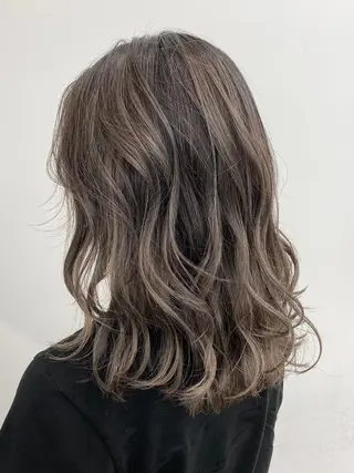 セミロング 楽にキマる ⚔️夢生志(ゆうし)のヘアスタイル