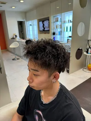 パーマ メンズ 長屋 裕也のヘアスタイル