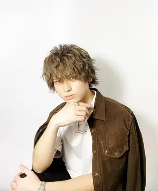 ミディアム カラー パーマ メンズ 大橋 拓巳のヘアスタイル