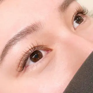 マツエク・マツパ レイフィールド北名古屋所属・レイフィールド 服部のマツエク・マツパデザイン