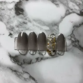 ミディアム ネイル ネイル さきみのネイルデザイン