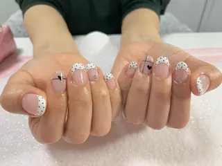 ネイル 手塚 里奈のネイルデザイン