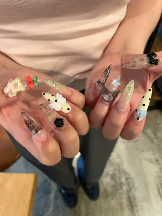 ネイル koyu 🩶のネイルデザイン