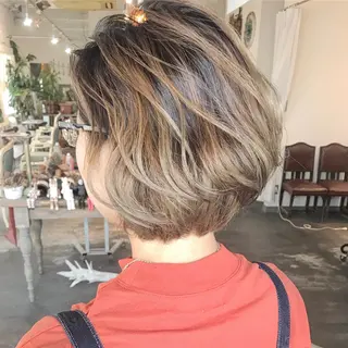 ミディアム カラー ヘアアレンジ Mariana/ 鶴原-ハイライトのヘアスタイル