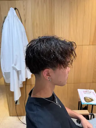 メンズ AMELY 朽木章浩のヘアスタイル