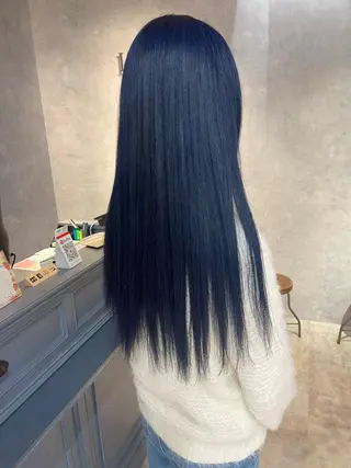 ロング カラー オフホワイトアンドなんば所属・福西 洋斗のヘアスタイル