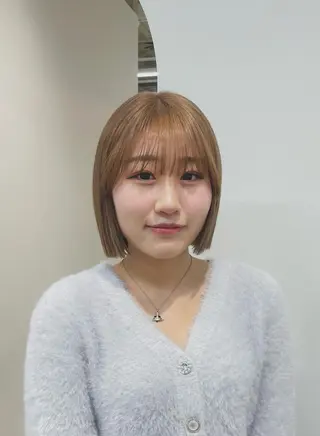 ミディアム カラー fit hue 〻kotonoのヘアスタイル