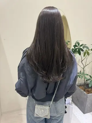 ロング カラー 透け 艶感カラー齊木 勇人のヘアスタイル