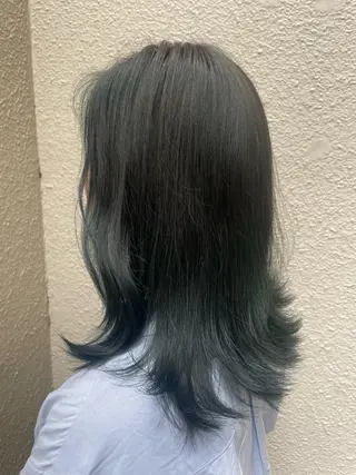 ミディアム カラー 🌼FERIA 桃山台 えり🌼のヘアスタイル