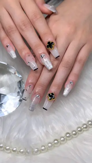 ネイル Kobayashi Komugiのネイルデザイン