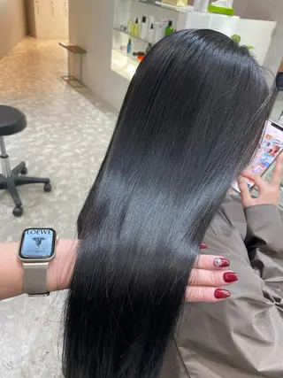 ロング Ess所属・YUKI / レイヤーカット🤍のヘアスタイル