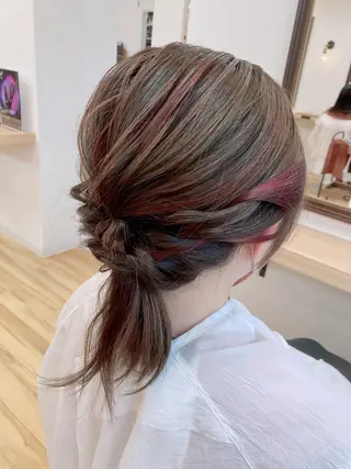 ミディアム カラー 大野 まゆのヘアスタイル