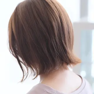 ショート カラー ヘアデザインシュシュ所属・斉藤 三千夫のヘアスタイル