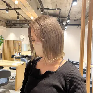 ミディアム カラー ハイトーン/レイヤー 💜Akaneのヘアスタイル