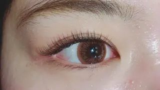 マツエク・マツパ ANNE梅田 GRACE店所属・ANNE chizuのマツエク・マツパデザイン