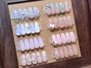 ネイル RAFFINE haru🦋🩵のネイルデザイン