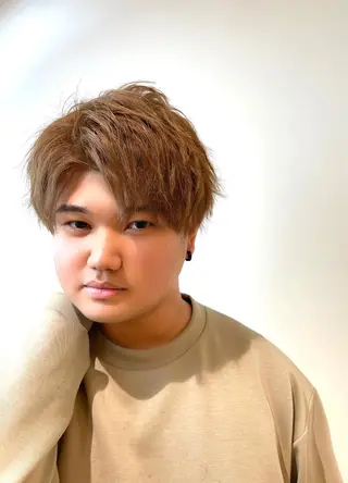 ショート メンズ IwAsh中山所属・✂︎中山ブリーチ・ パーマ✂︎露木智也のヘアスタイル