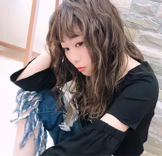 ロング カラー little×link 福岡所属・littlelink キタジマのヘアスタイル