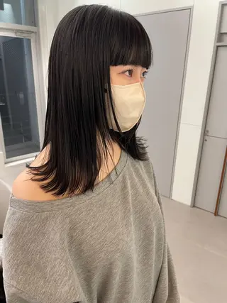 セミロング 高発色ブリーチ/ ハイレイヤー🪽aiのヘアスタイル