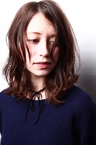 ミディアム ナカオ ヤストシのヘアスタイル