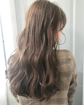 ミディアム カラー suvvy hairsalonのヘアスタイル