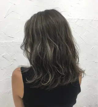 ミディアム カラー 大人垢抜け ダブルカラー【上野】のヘアスタイル
