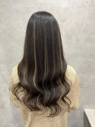 ロング 韓国風🫧艶カラー 💟ran💟のヘアスタイル