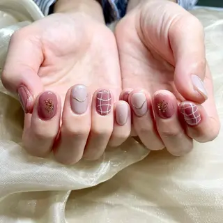 ネイル Renatus Nailのネイルデザイン