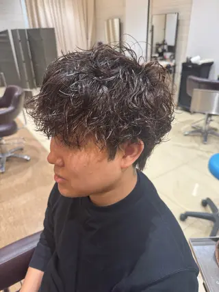 ミディアム パーマ メンズ カットメンズ限定KA ITOカラー練習中のヘアスタイル