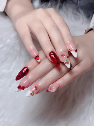 ネイル Aimee Nail Studioのネイルデザイン
