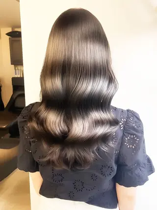 ロング カラー アメモリ ヒロアキのヘアスタイル