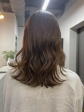 セミロング AUBE HAIR tenjin【オーブヘアーテンジン】所属・nene .のヘアスタイル