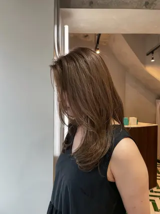 ミディアム カラー 🫧カラー半額🫧 momokaのヘアスタイル