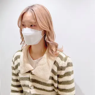 ミディアム 髙橋 茉南のヘアスタイル