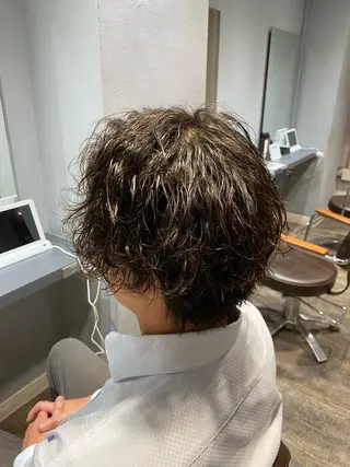 ミディアム パーマ メンズ 江﨑 翔のヘアスタイル