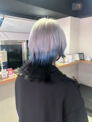 ショート カラー 🐺ウルフオタク🐺 ハイトーン/moeのヘアスタイル