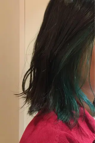 ミディアム ホワイト&レイヤーカ ットエクステ長畠俊輔のヘアスタイル